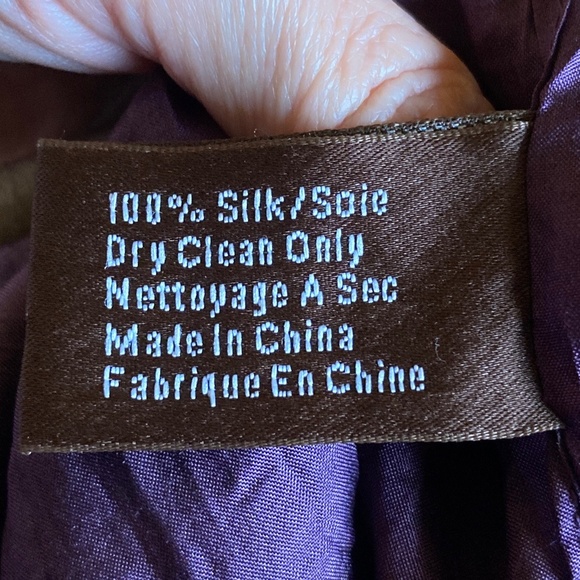 Pure silk Danier scarf - Picture 6 of 8